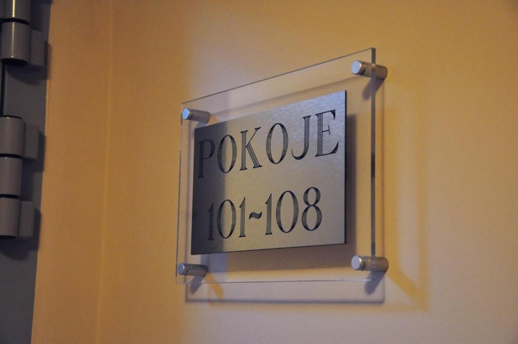 Hotel Pojezierze Щецинек Экстерьер фото