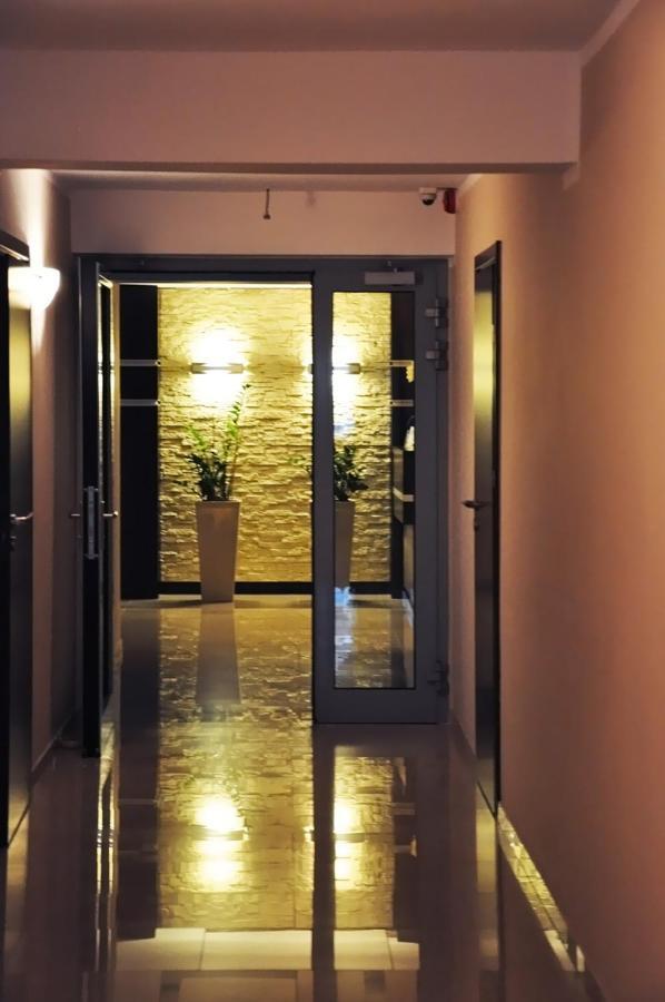 Hotel Pojezierze Щецинек Экстерьер фото