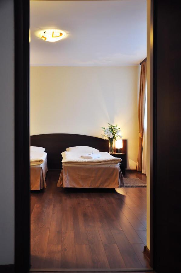Hotel Pojezierze Щецинек Номер фото